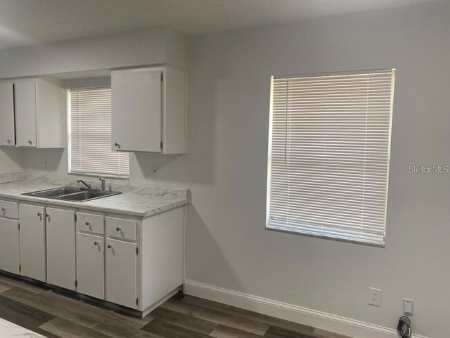 Photo - 1815 Warfield Pl