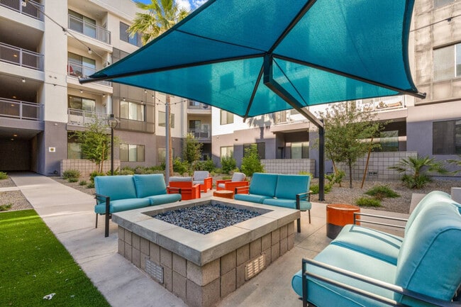 Photo - 711 W Broadway Rd Unit SI ID1366979P