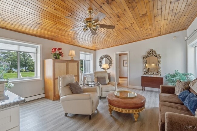 Photo - 1131 Marlyn Park Dr