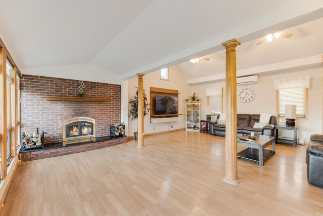 Photo - 119 Circle Dr Unit SI ID1466882P