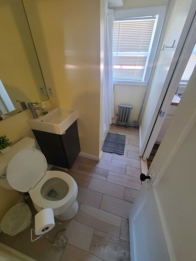 Photo - 132 Wesleyan Ave Unit ID1373650P