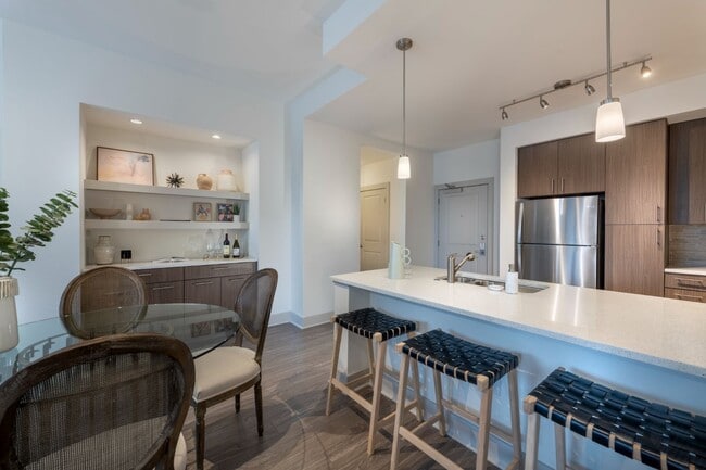 Photo - OMNIA at Town Center