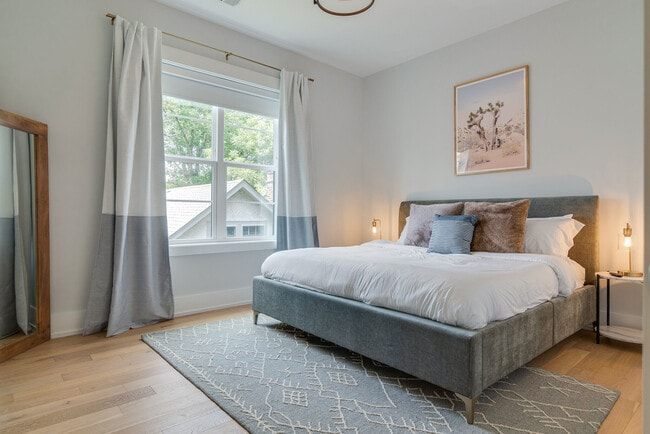 Photo - 119 Acklen Park Dr Unit ID1049677P