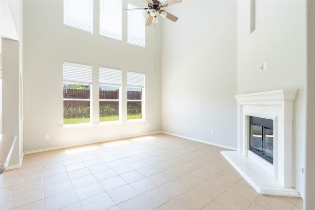 Photo - 2012 Meadow View Dr