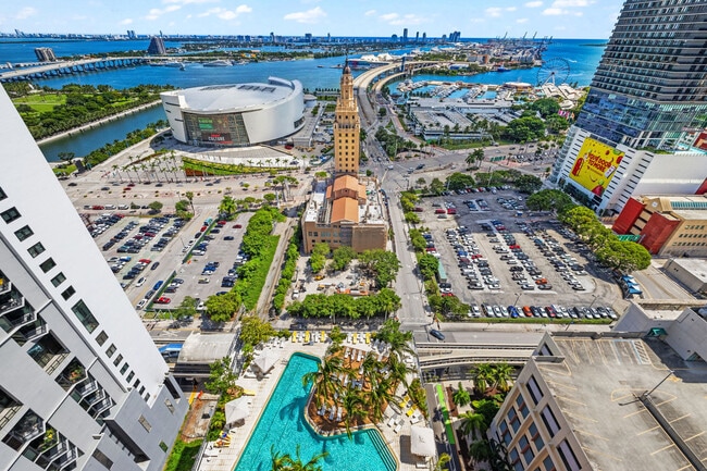 Photo - 159 NE 6th St Unit FL24-ID1032207P