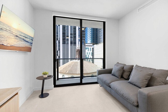 Building Photo - 501 NE 1st Ave Unit SI ID1496919P