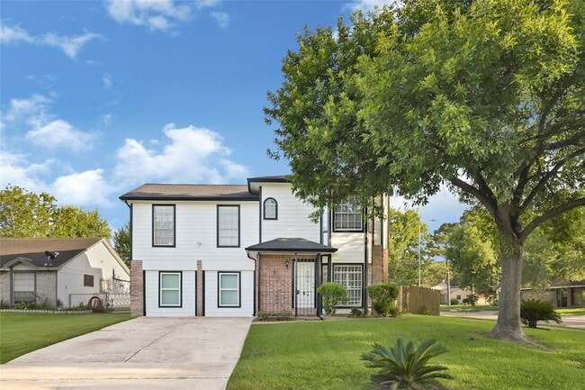 Building Photo - 3479 Rockrill Dr