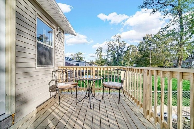 Photo - 1047 Ralston St