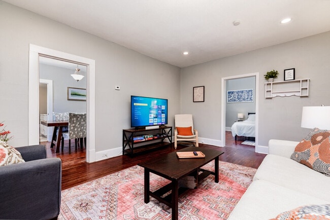 Photo - 257 Gordon Ave Unit SI ID1472902P