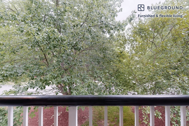 Photo - 100 Court N Dr Unit FL2-ID2581A