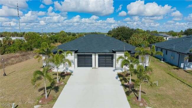 Building Photo - 843 Duplex St E Unit B