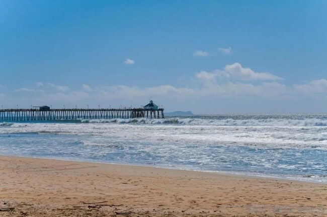 Photo - 736 Florence St