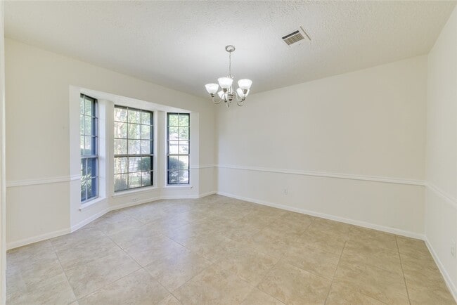 Photo - 18318 Ella Blvd