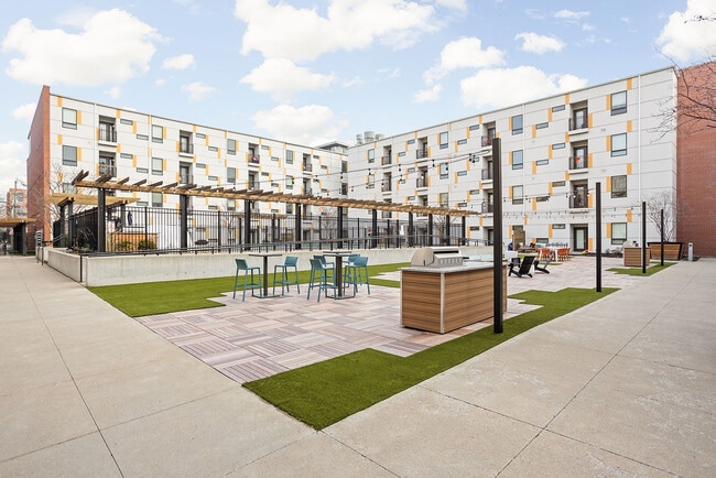 Outdoor patio and grill station - Lockerbie Lofts