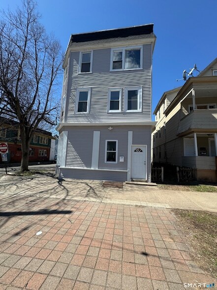 Building Photo - 740 Dixwell Ave