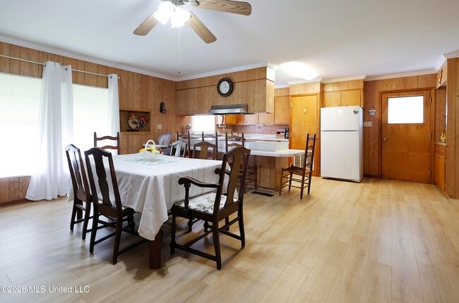 Photo - 7037 Lilly Rd