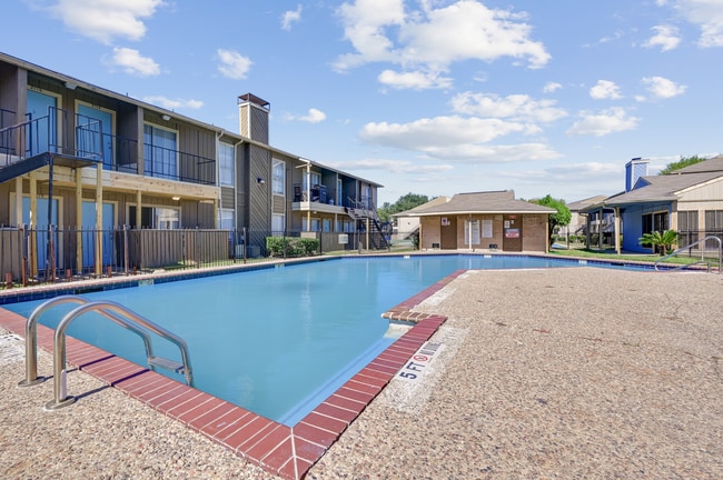 Building Photo - Timber Ridge