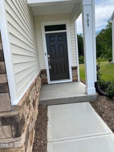 Photo - 909 Aspen Pointe Trl