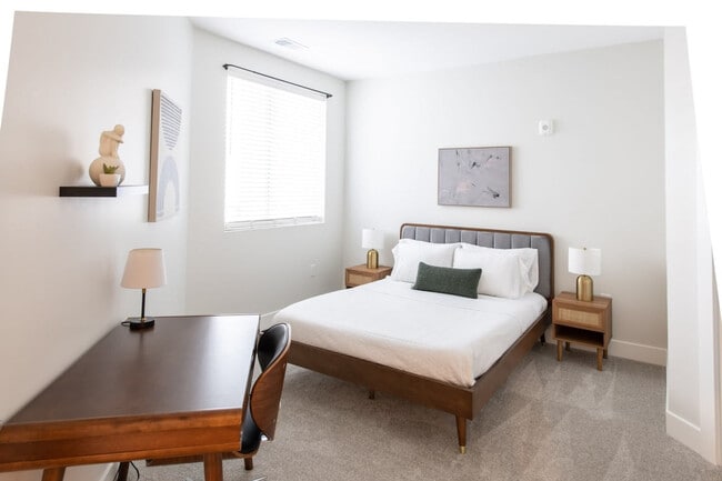 Photo - 228 Pike St Unit ID1014437P