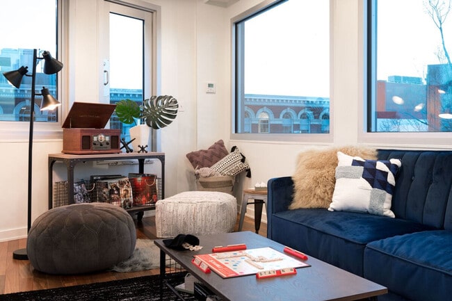 Photo - 527 St Joseph St Unit SI ID1265384P