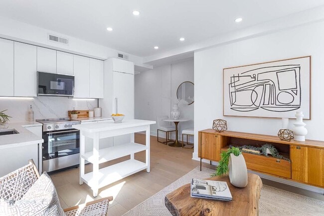 Building Photo - The Windsor - Kalorama