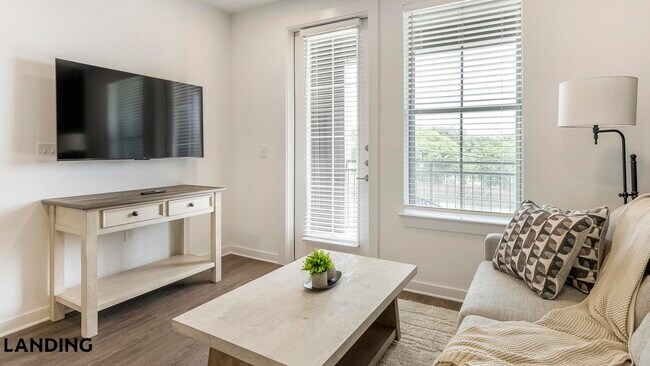Photo - 3900 Robinson Rd Unit 1303