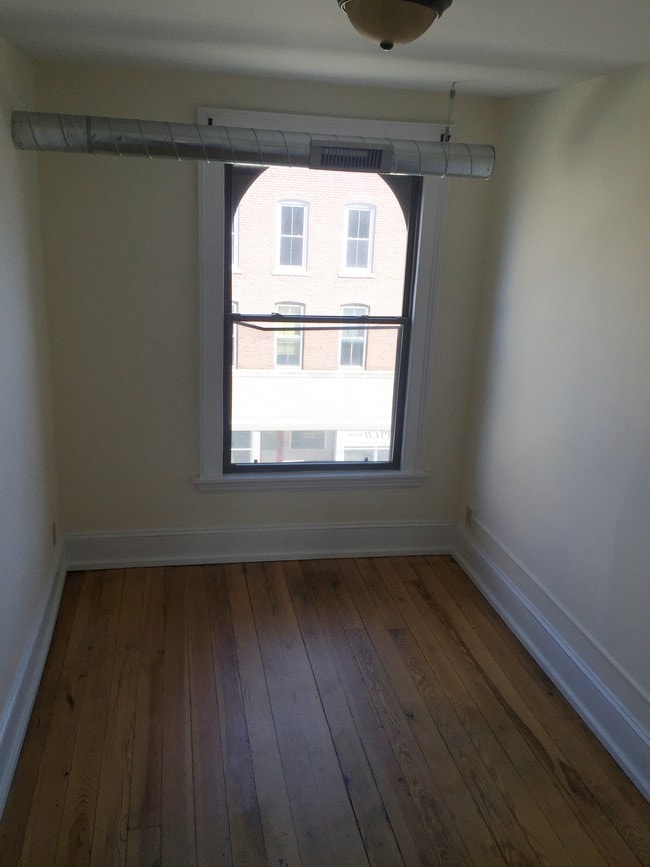 Photo - 29 Water St Apartments