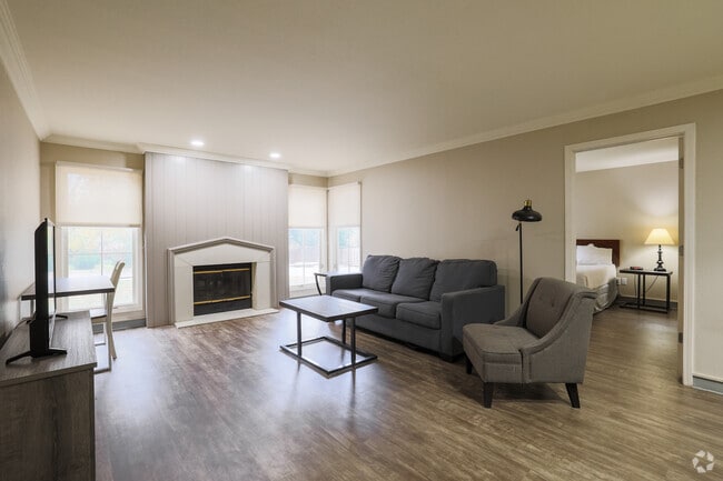 Interior Photo - 21 Rock Apartments- All Utilities Paid-