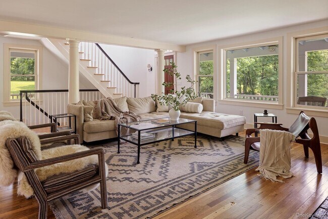 Photo - 243 Morton Rd