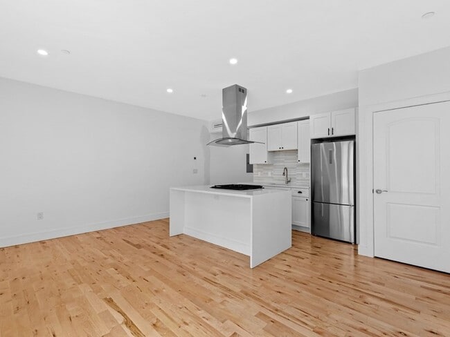 Photo - 178 Washington Ave Unit 205