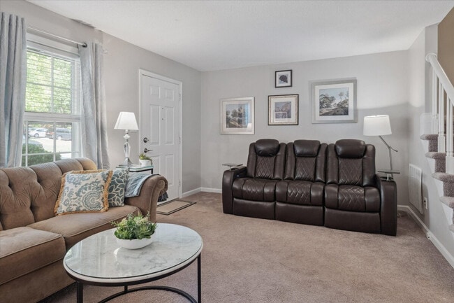 Photo - 107 Barbary Ct Unit ID1388445P