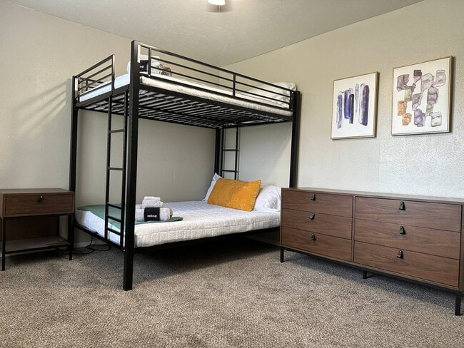 Photo - 3013 Northridge Dr Unit SI FL1-ID1579149P