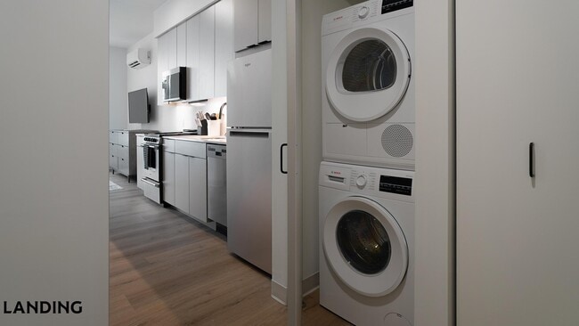Photo - 1529 N Fremont St Unit 309