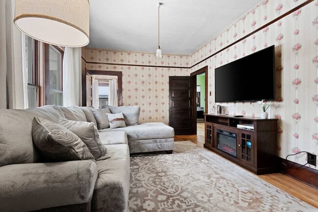 Photo - 100 W 1st St Unit SI ID1460917P