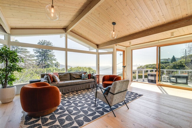 Building Photo - 51 Santa Rosa Ave Unit ID1305155P