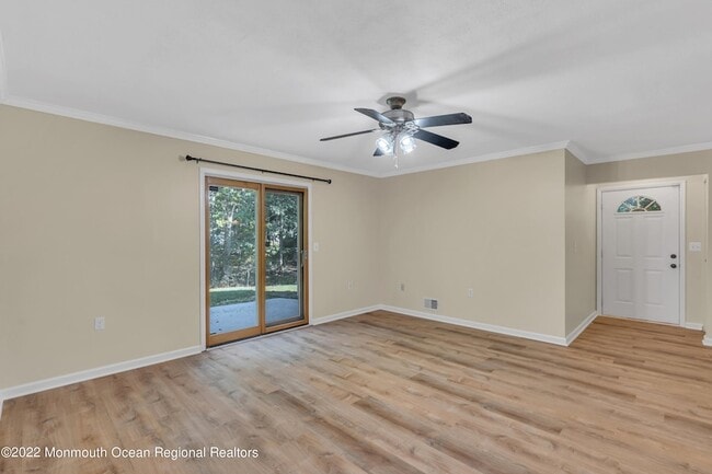 Photo - 134 Whispering Oaks Way Unit 134