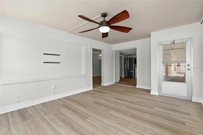 Photo - 4780 Cove Cir Unit 101