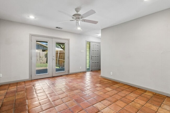 Photo - 13205 Kit Ln