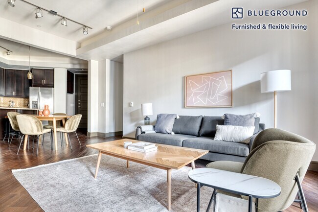 Photo - 3201 Esperanza Crossing Unit FL3-ID175