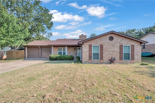 Building Photo - 613 Manning Dr