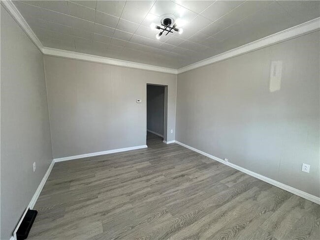 Photo - 405 Sumner Ave