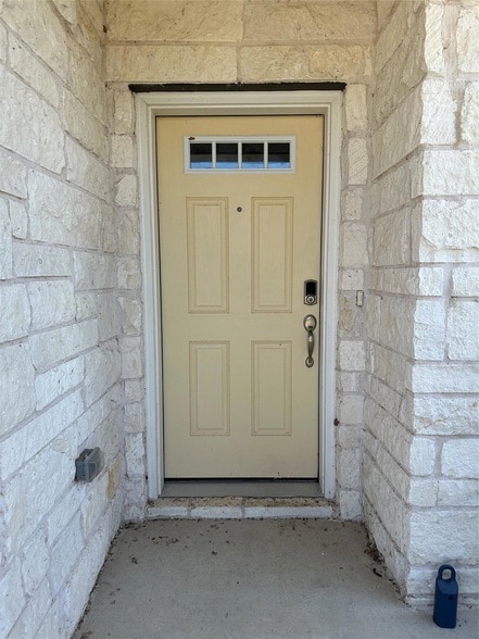 Building Photo - 134 Stellers Swoop