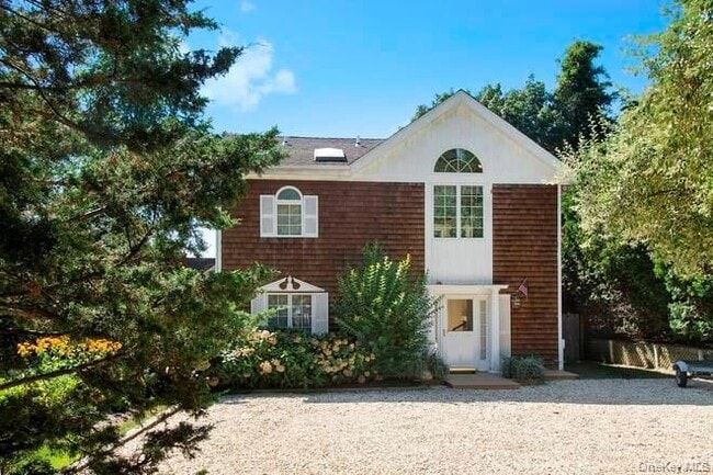 Photo - 42 Towd Point Rd