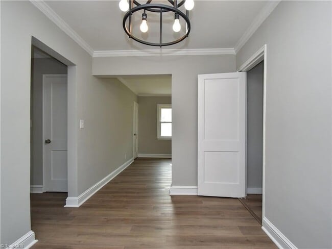 Photo - 2500 Miller Park Cir