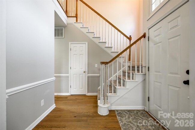 Photo - 8530 Walsham Dr