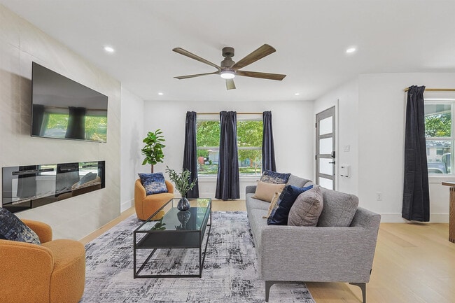 Photo - 6639 Aintree Cir Unit ID1032087P