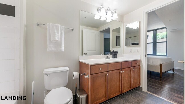 Photo - 70 I St SE Unit 70-B10