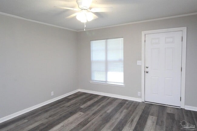 Photo - 6861 Melanie Dr