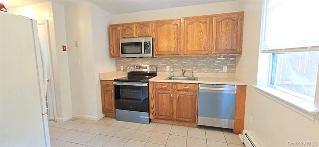 Photo - 1335 Union Ave Unit B