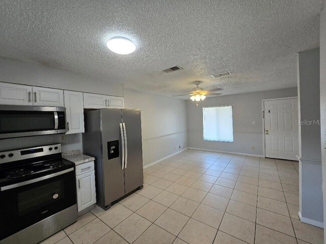 Photo - 780 E North St